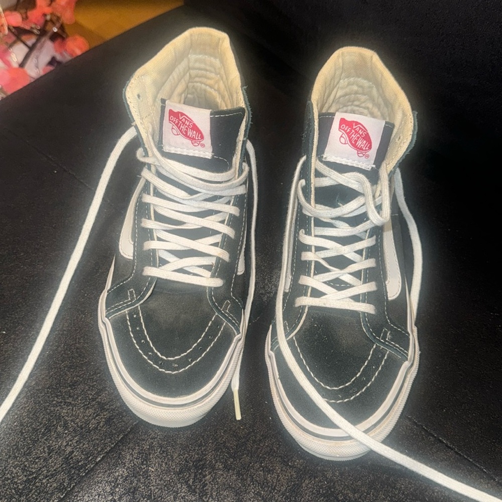 Vans off the wall shoes